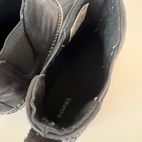 EUC Sorel Out & About Chelsea Women’s Waterproof Snow Boots, Size 7.5 - Picture 12 of 13